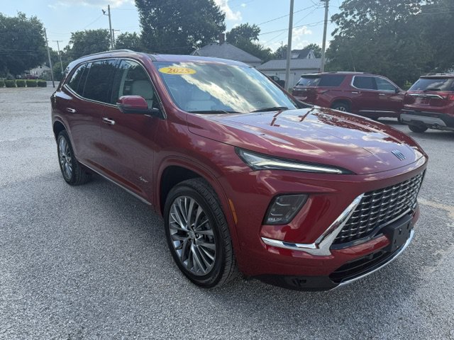 Used 2025 Buick Enclave Avenir w/ Super Cruise Package FWD image 7