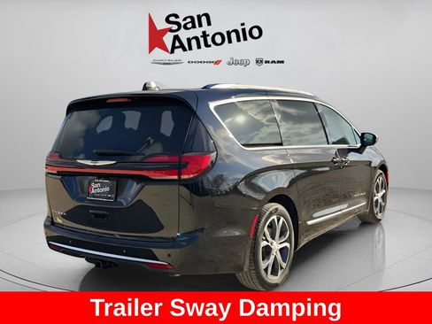 New 2026 Chrysler Pacifica Pinnacle w/ Trailer Tow Group image 8