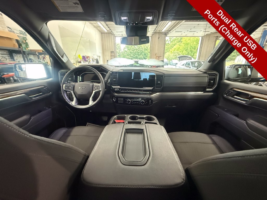 Used 2023 Chevrolet Silverado 1500 RST AWD/4WD image 40