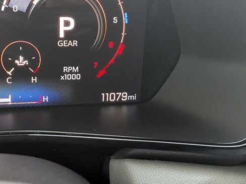 Used 2024 Chevrolet Colorado ZR2 w/ Technology Package AWD/4WD image 14