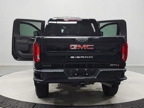 Used 2023 GMC Sierra 2500 AT4 AWD/4WD image 14