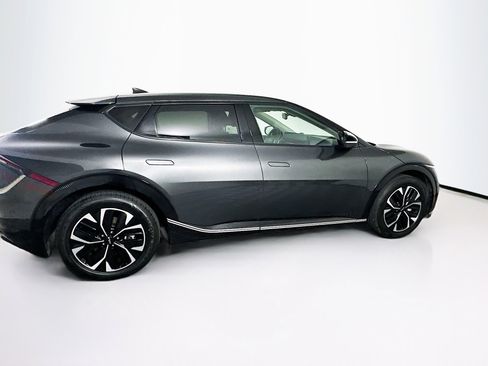 Used 2024 Kia EV6 Wind image 10