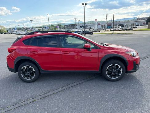 Used 2021 Subaru Crosstrek 2.0i Premium w/ Moonroof Package AWD/4WD image 6