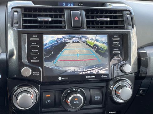 Used 2021 Toyota 4Runner TRD Off-Road AWD/4WD image 16