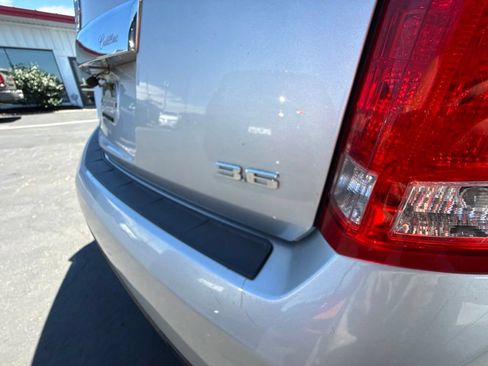Used 2014 Cadillac SRX FWD image 33