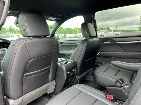 New 2026 GMC Acadia Elevation w/ Black Edition AWD/4WD image 39