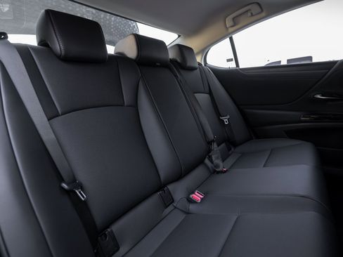 New 2025 Lexus ES 350 w/ Premium Package image 34