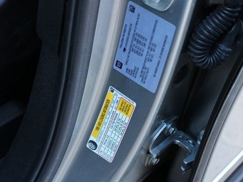 Used 2025 GMC Yukon Denali Ultimate image 36