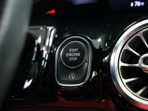 Used 2021 Mercedes-Benz GLA 35 AMG 4MATIC image 25