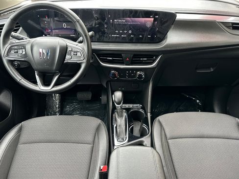 Used 2024 Buick Encore GX Preferred image 16