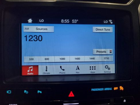 Used 2018 Ford Explorer Limited w/ Equipment Group 301A AWD/4WD image 25