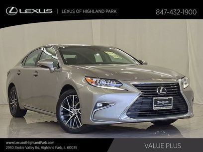 Used 2017 Lexus ES 350 w/ Luxury Package