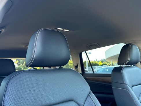 New 2026 Volkswagen Atlas SE image 17