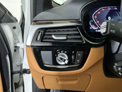 Used 2021 BMW 530i RWD image 17