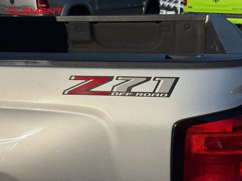 Used 2018 Chevrolet Silverado 1500 LT w/ All Star Edition image 5