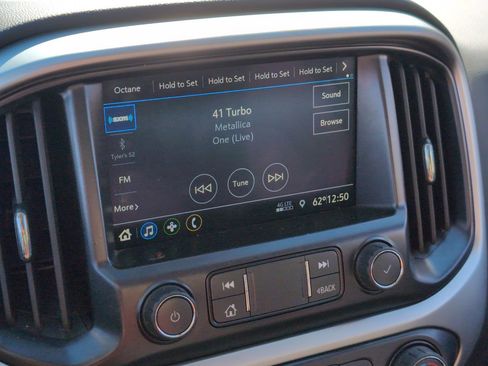 Used 2022 Chevrolet Colorado LT w/ Fleet Safety Package image 19