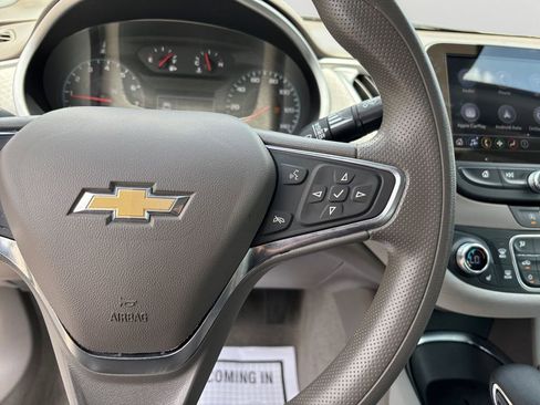 Used 2024 Chevrolet Malibu LT FWD image 20