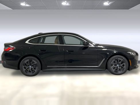 Used 2025 BMW i4 xDrive40i w/ Premium Package AWD/4WD image 7