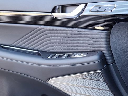 Used 2025 Hyundai Palisade Calligraphy image 23