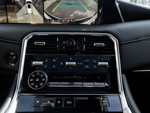 New 2026 Nissan Armada Platinum image 16