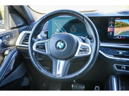 Used 2025 BMW X6 xDrive40i AWD/4WD image 15