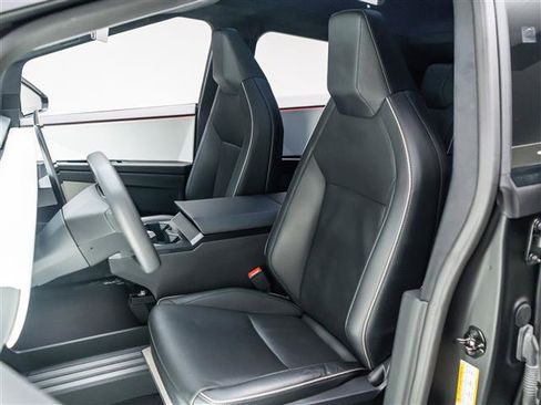 Used 2024 Tesla Cybertruck AWD Crew Cab image 14