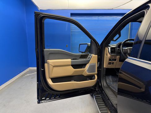 Used 2022 Ford F150 Lariat w/ Equipment Group 502A High image 10