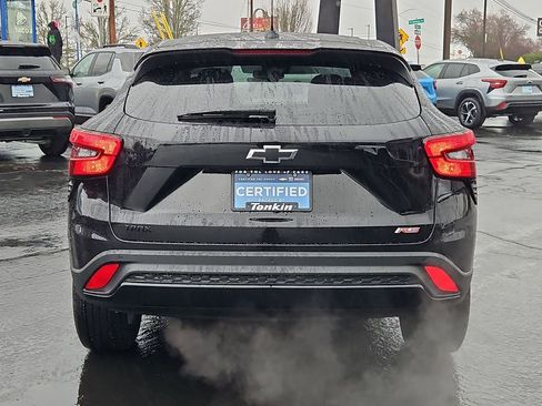 Certified 2025 Chevrolet Trax RS w/ Driver Confidence Package image 5