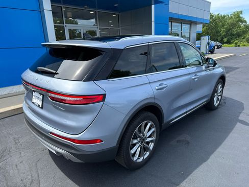 Used 2022 Lincoln Corsair AWD w/ Premium Package image 7