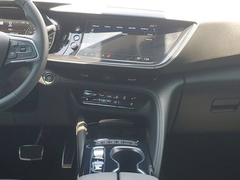 Certified 2023 Buick Envision Essence w/ Technology Package I AWD/4WD image 18