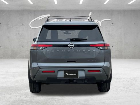 New 2026 Nissan Pathfinder SL image 15