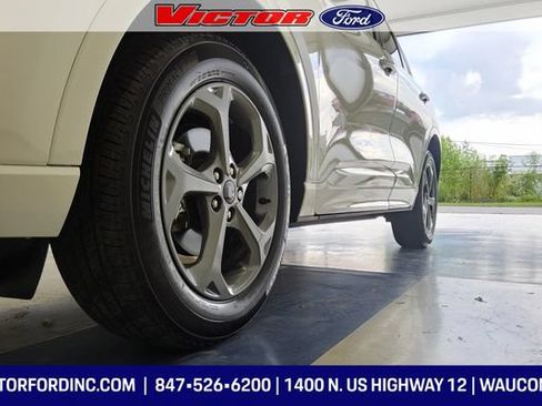 Used 2024 Ford Escape ST-Line w/ Tech Pack #1 AWD/4WD image 6