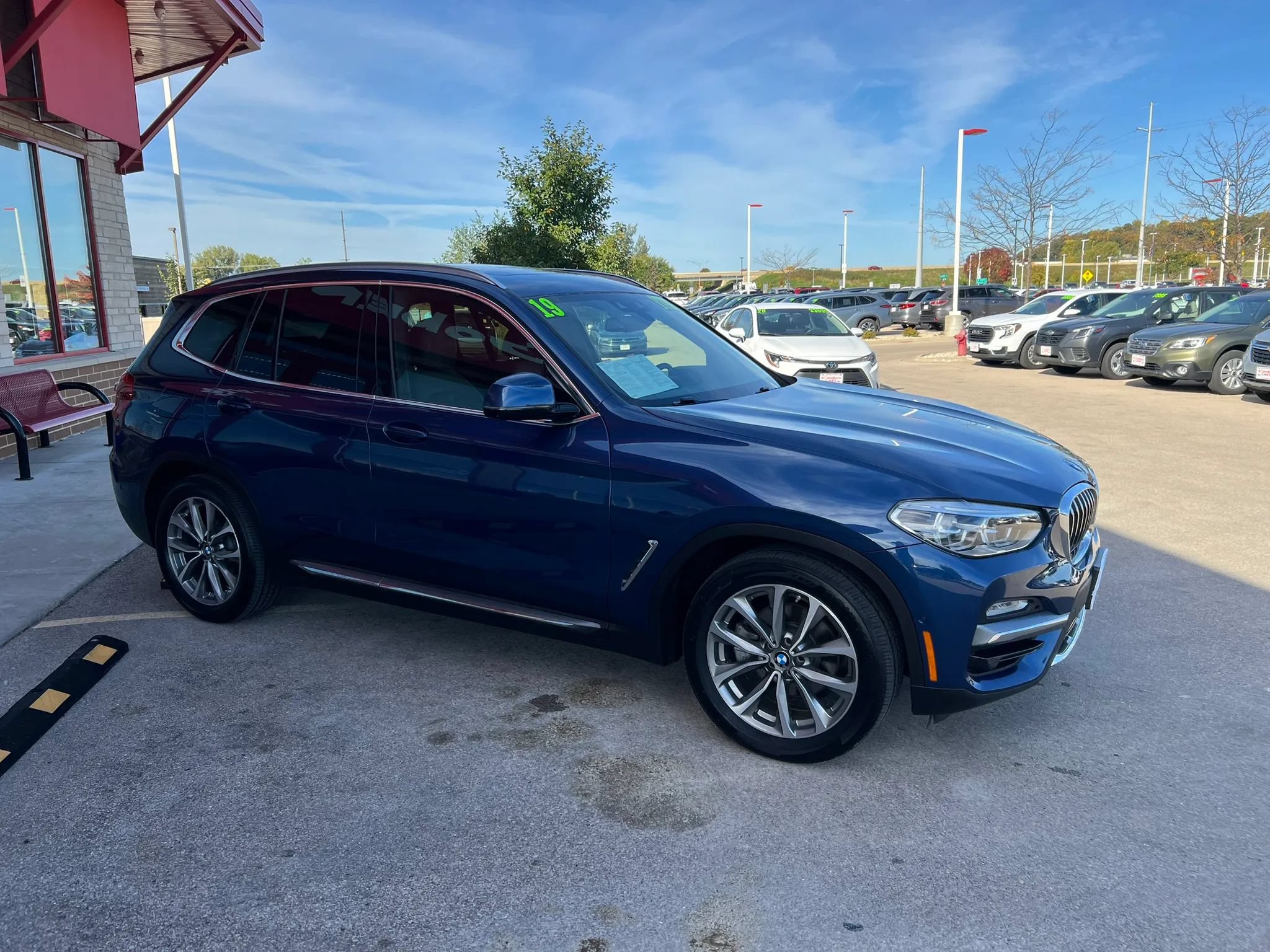 Used 2019 BMW X3 xDrive30i AWD/4WD image 3