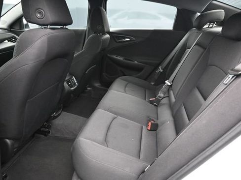 Used 2024 Chevrolet Malibu LT FWD image 14