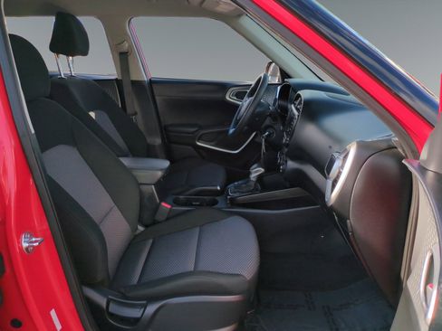 Used 2024 Kia Soul LX w/ Option Group 015 image 19