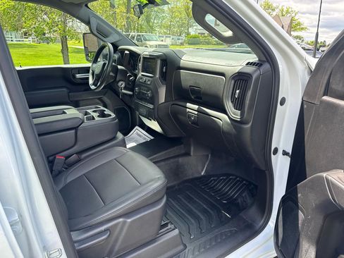 Used 2021 Chevrolet Silverado 2500 W/T w/ Snow Plow Prep/Camper Package AWD/4WD image 12