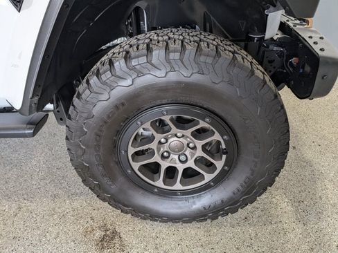 Used 2023 Jeep Wrangler Unlimited Rubicon 392 w/ Xtreme Recon 35" Tire Package AWD/4WD image 14