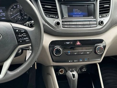 Used 2017 Hyundai Tucson SE w/ SE Popular Package 02 AWD/4WD image 31