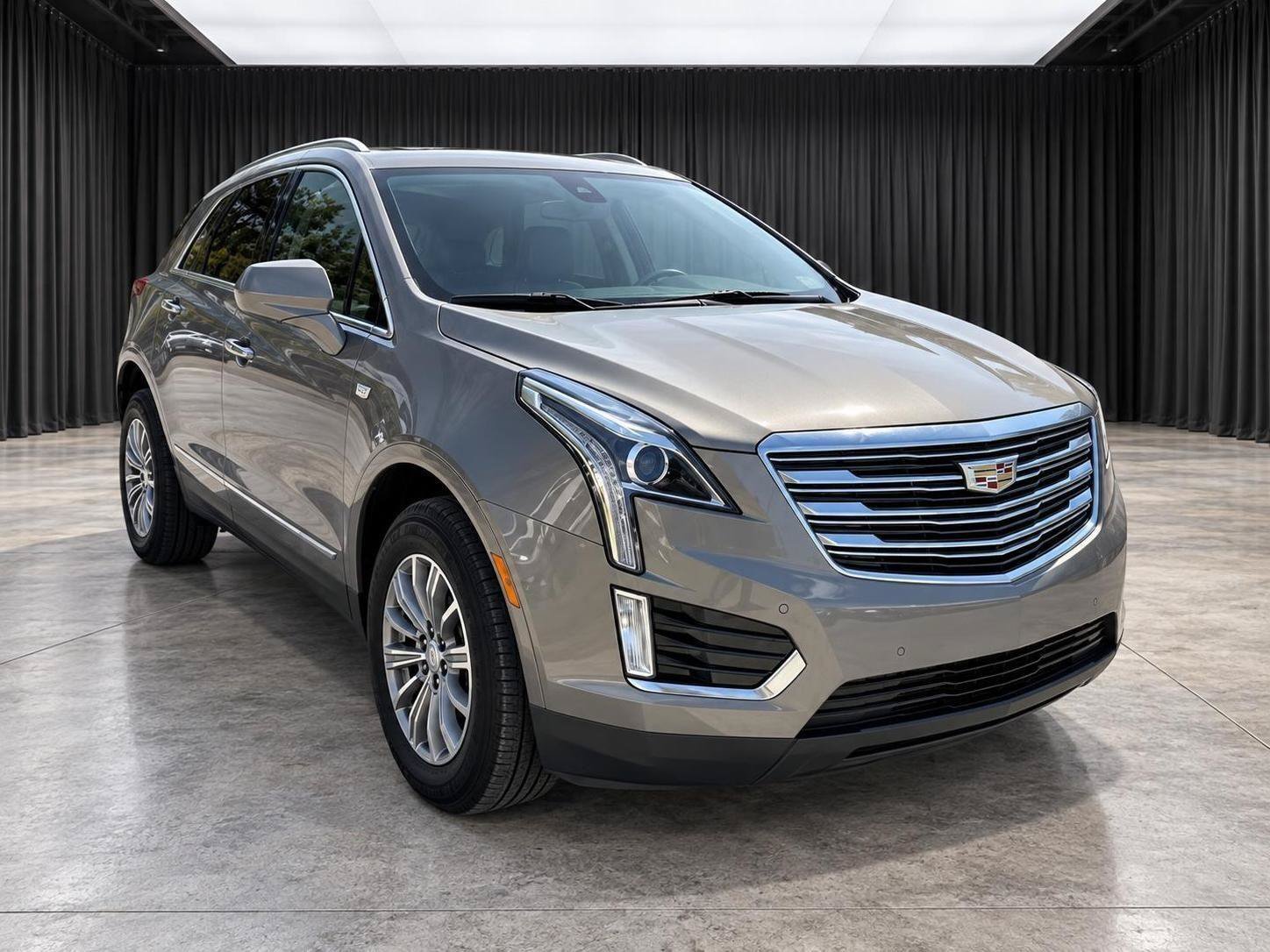 Used 2019 Cadillac XT5 Luxury AWD/4WD image 8