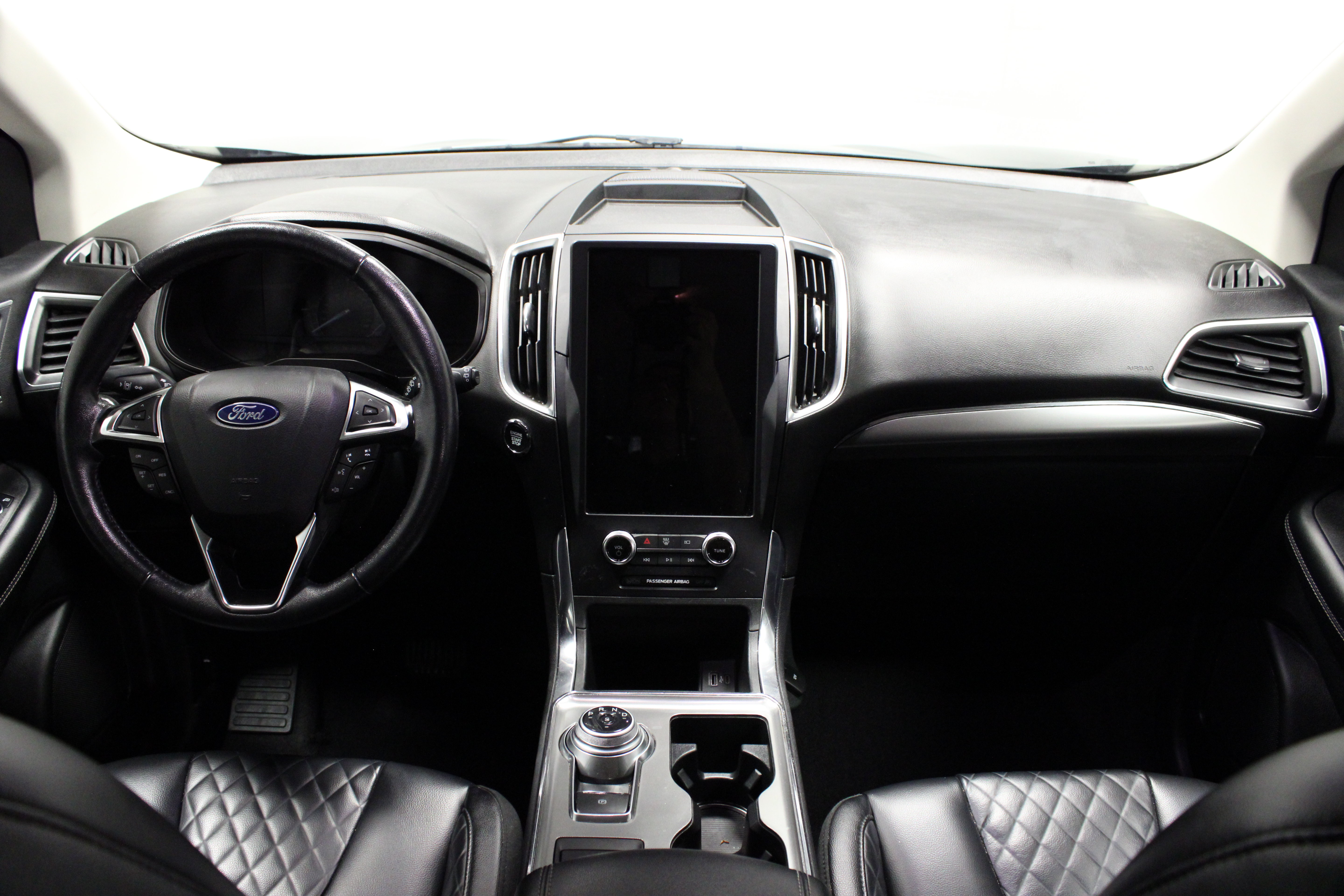 Used 2024 Ford Edge Titanium AWD/4WD image 19