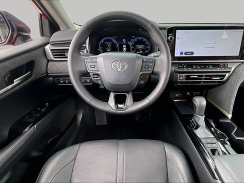 Used 2026 Toyota Camry XLE FWD image 6
