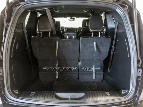 Used 2025 Chrysler Pacifica Select FWD image 32