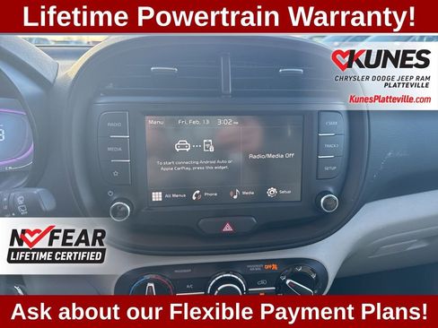 Used 2025 Kia Soul LX image 23