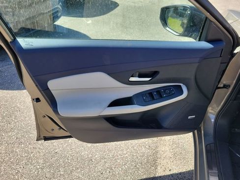 New 2026 Nissan Sentra SL w/ Floor Mat Package FWD image 5