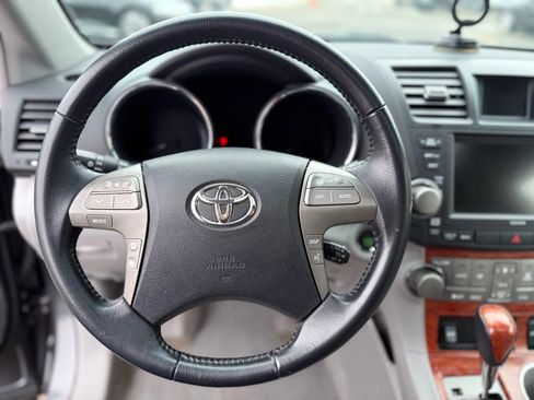 Used 2009 Toyota Highlander Limited image 17