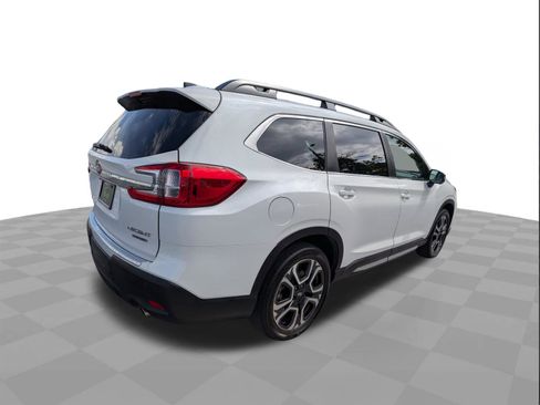 Used 2023 Subaru Ascent Limited w/ Technology Package AWD/4WD image 4