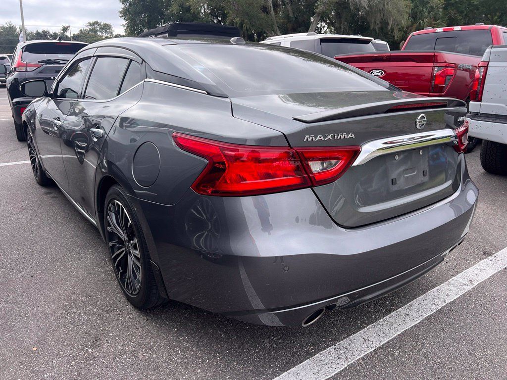 Used 2017 Nissan Maxima Platinum w/ Medallion Package FWD image 3
