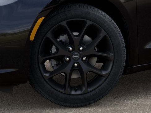 New 2025 Chrysler Pacifica Limited w/ Trailer Tow Group image 8