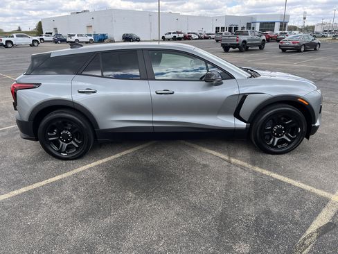 Used 2025 Chevrolet Blazer EV AWD Police image 7