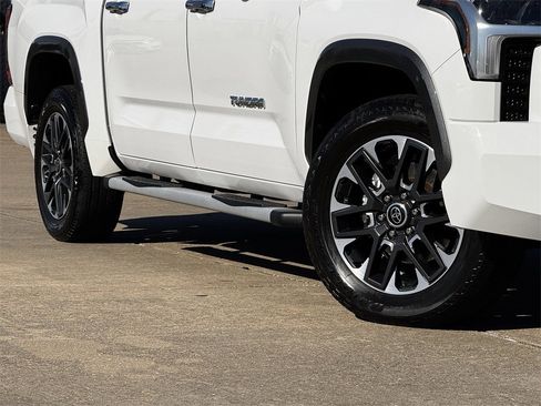 Used 2022 Toyota Tundra Limited image 3